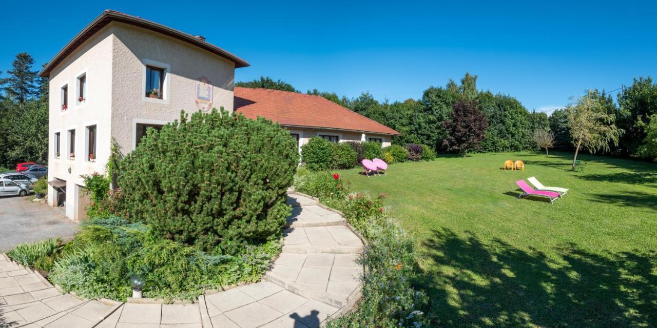 "La Combe Fleurie" Appartements & Chambres Saint-Bonnet-en-Champsaur Exteriér fotografie