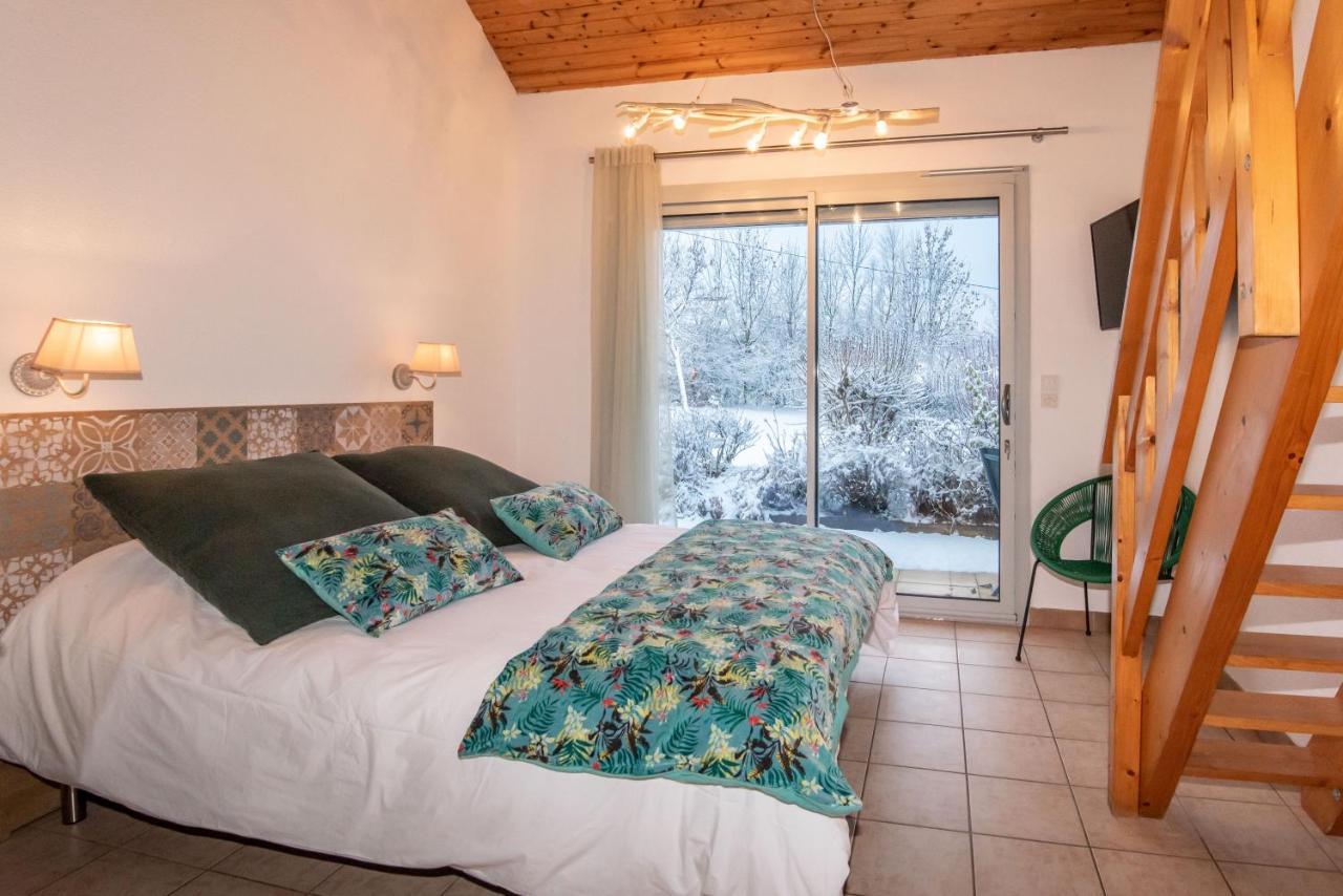 "La Combe Fleurie" Appartements & Chambres Saint-Bonnet-en-Champsaur Exteriér fotografie