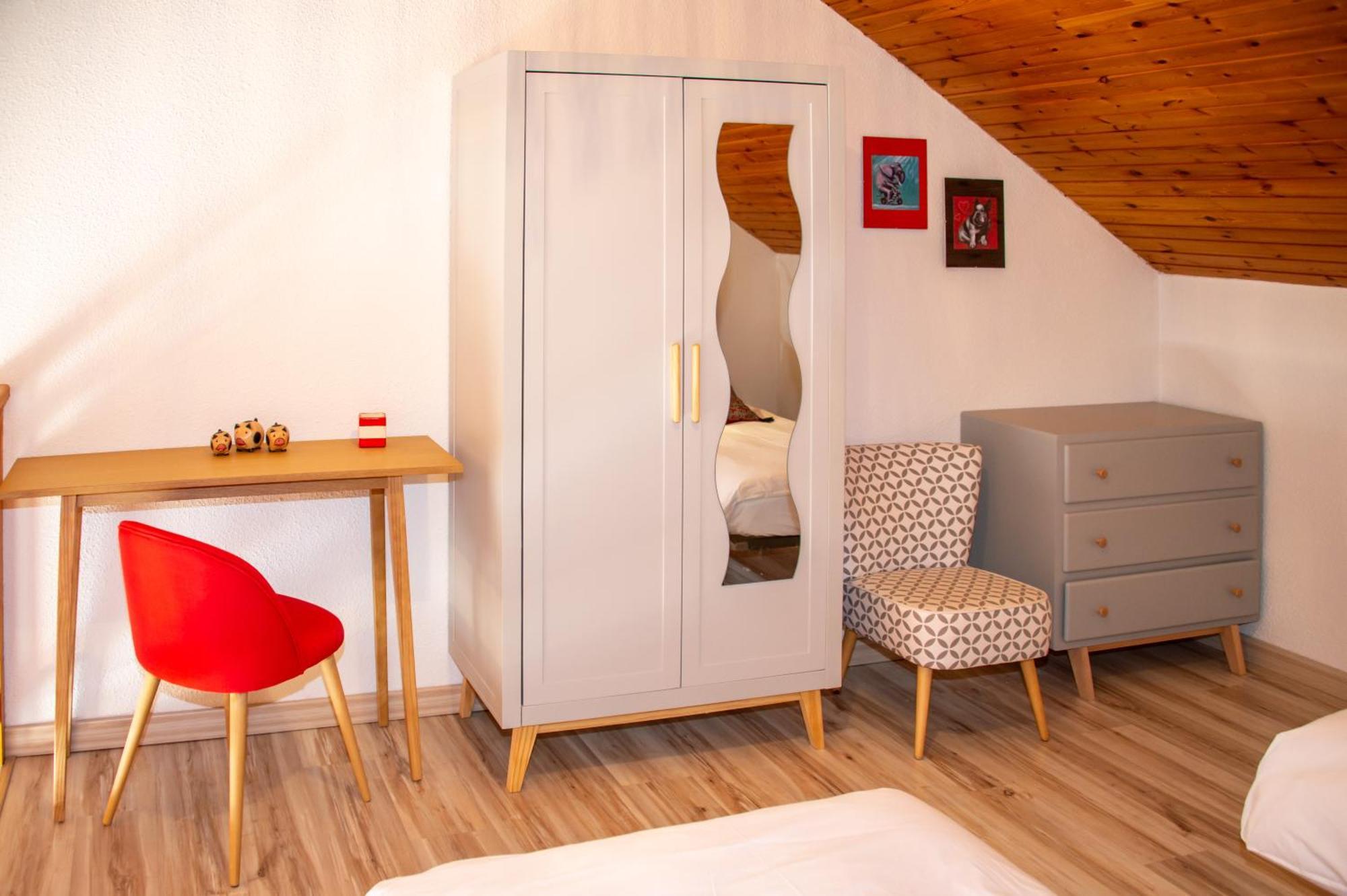 "La Combe Fleurie" Appartements & Chambres Saint-Bonnet-en-Champsaur Pokoj fotografie