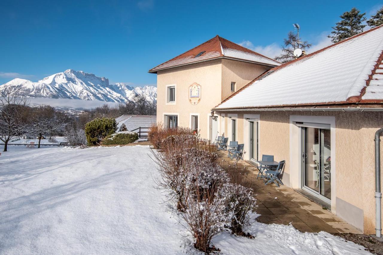 "La Combe Fleurie" Appartements & Chambres Saint-Bonnet-en-Champsaur Exteriér fotografie